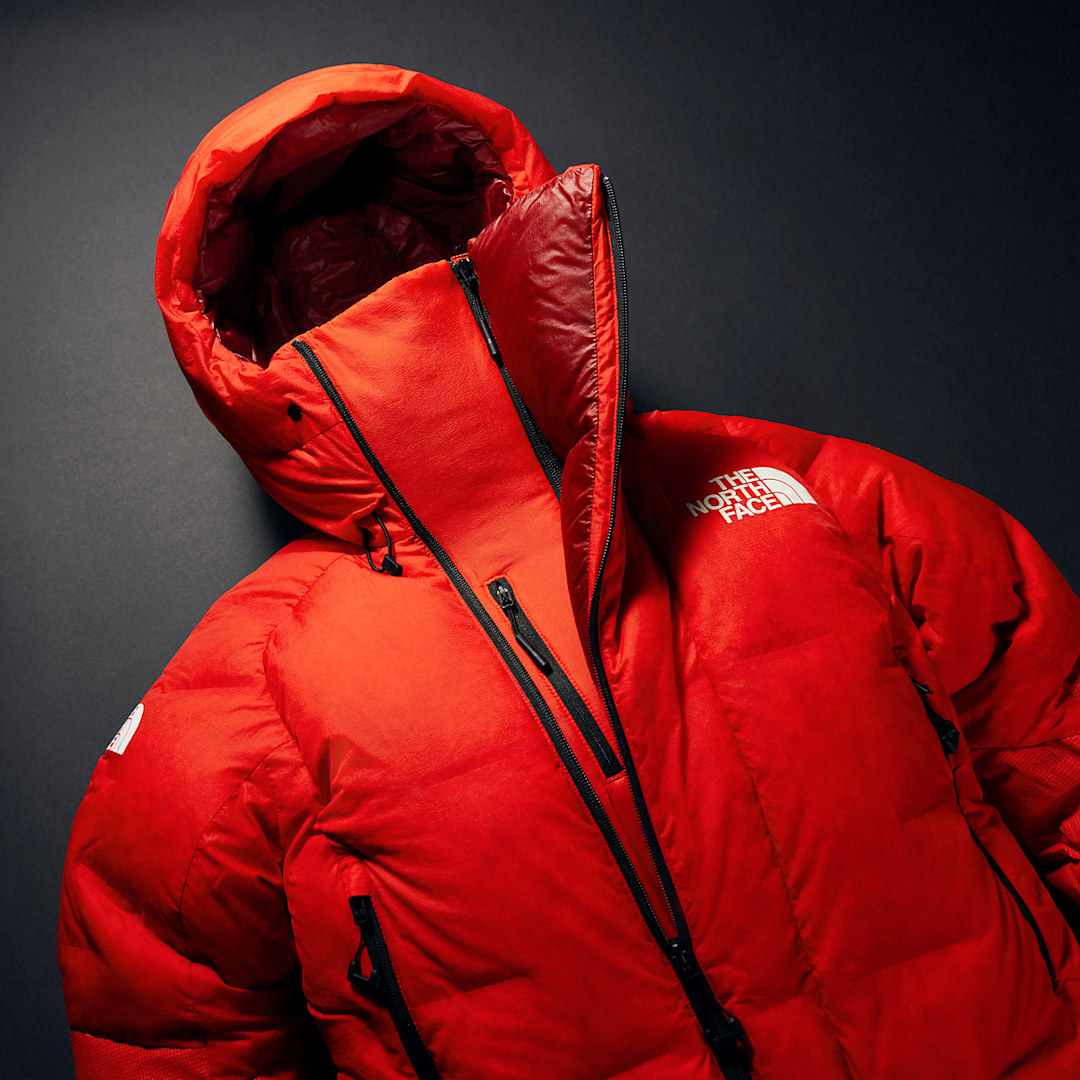 ASYMETRICAL FRONT ZIP