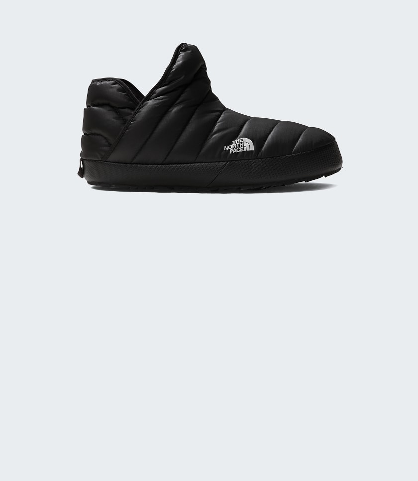 Insulated jacket intended use hiking