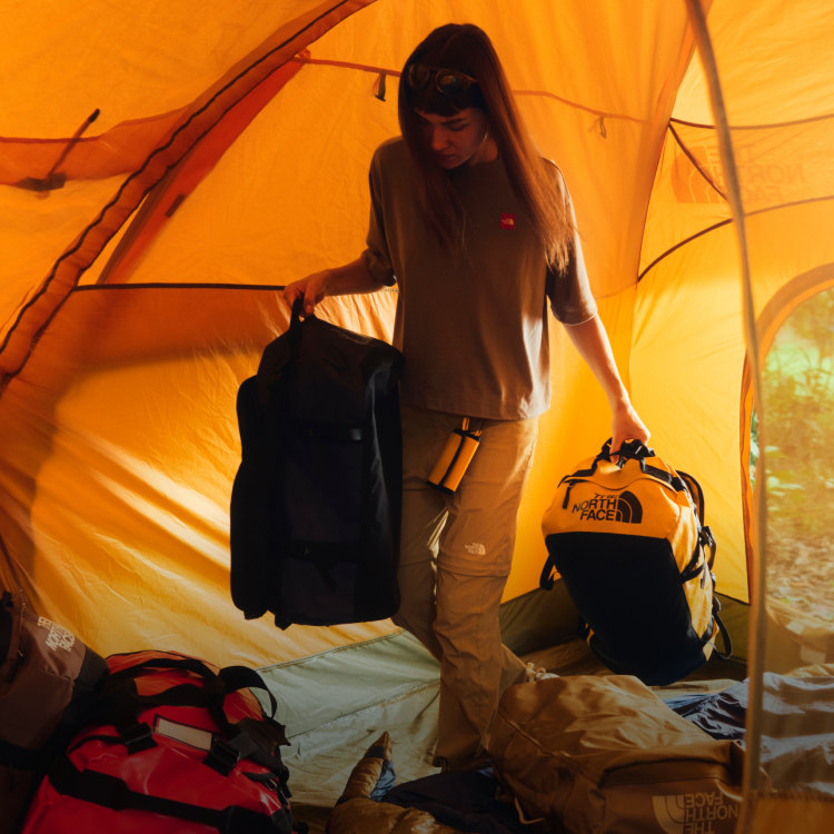 how to choose camping equipment for summer storage
