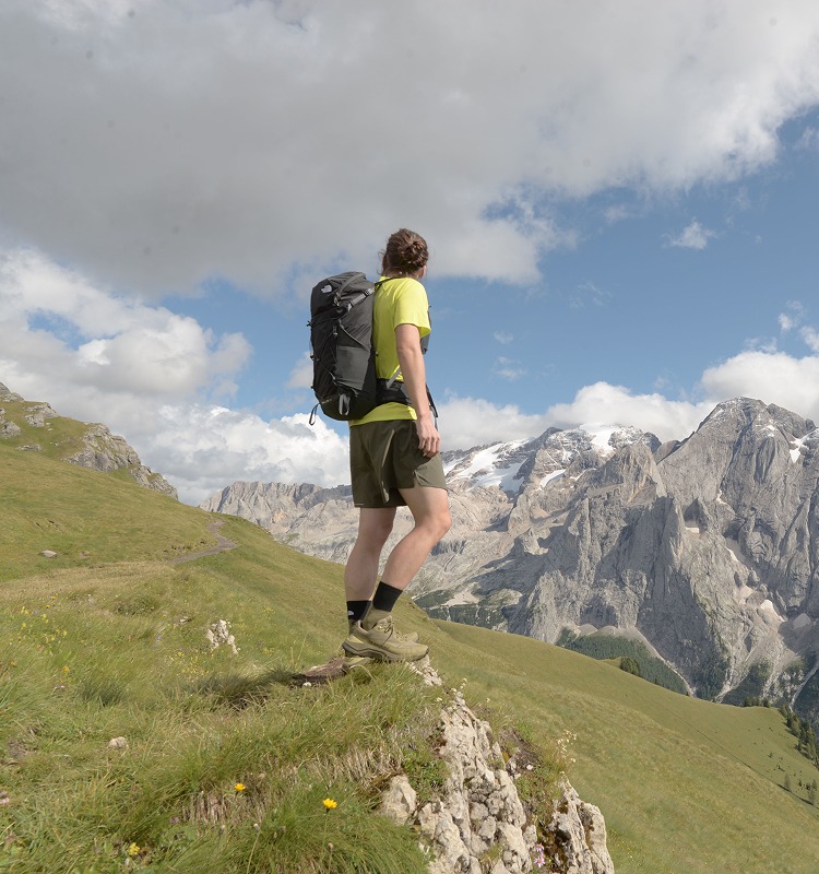 how to choose camping equipment for summer main banner