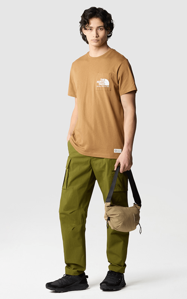 Tシャツ・カットソー THE NORTH FACE*MEN'S BERKELEYCALIFORNIA POCKETTEE-INSCRAPMAT The North Face Berkeley California Pocket T-Shirt - green
