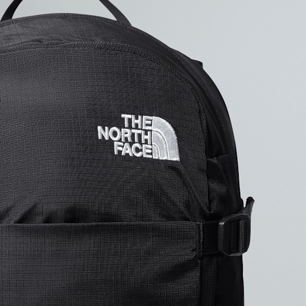 THE NORTH FACE BASIN 24 ブラック 24L Amazon.com: THE NORTH FACE Basin 24 Liter Technical Daypack