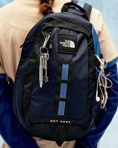 Hot Shot Sling Bag TNF Summit NavyActive Blue HERO