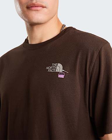Camiseta holgada Wish For Snow para hombre TNF Dark ChestnutHushed Lavender alt1