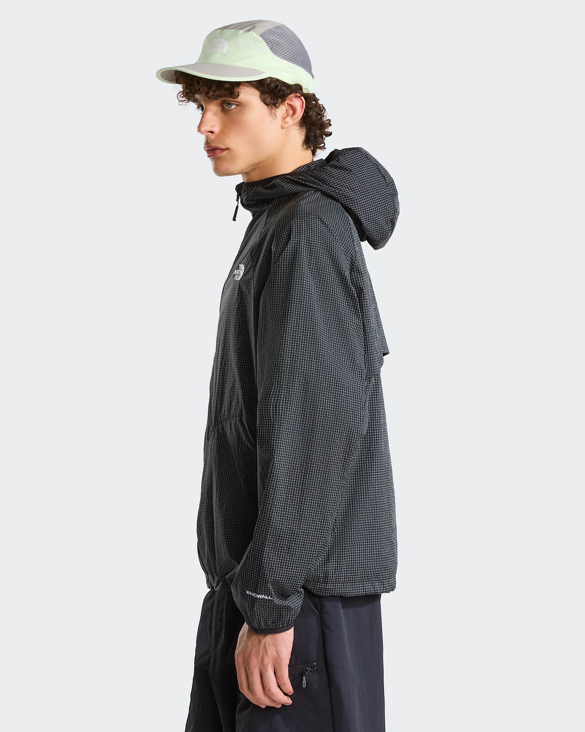 NSE Windjacke in Unisex TNF alt2