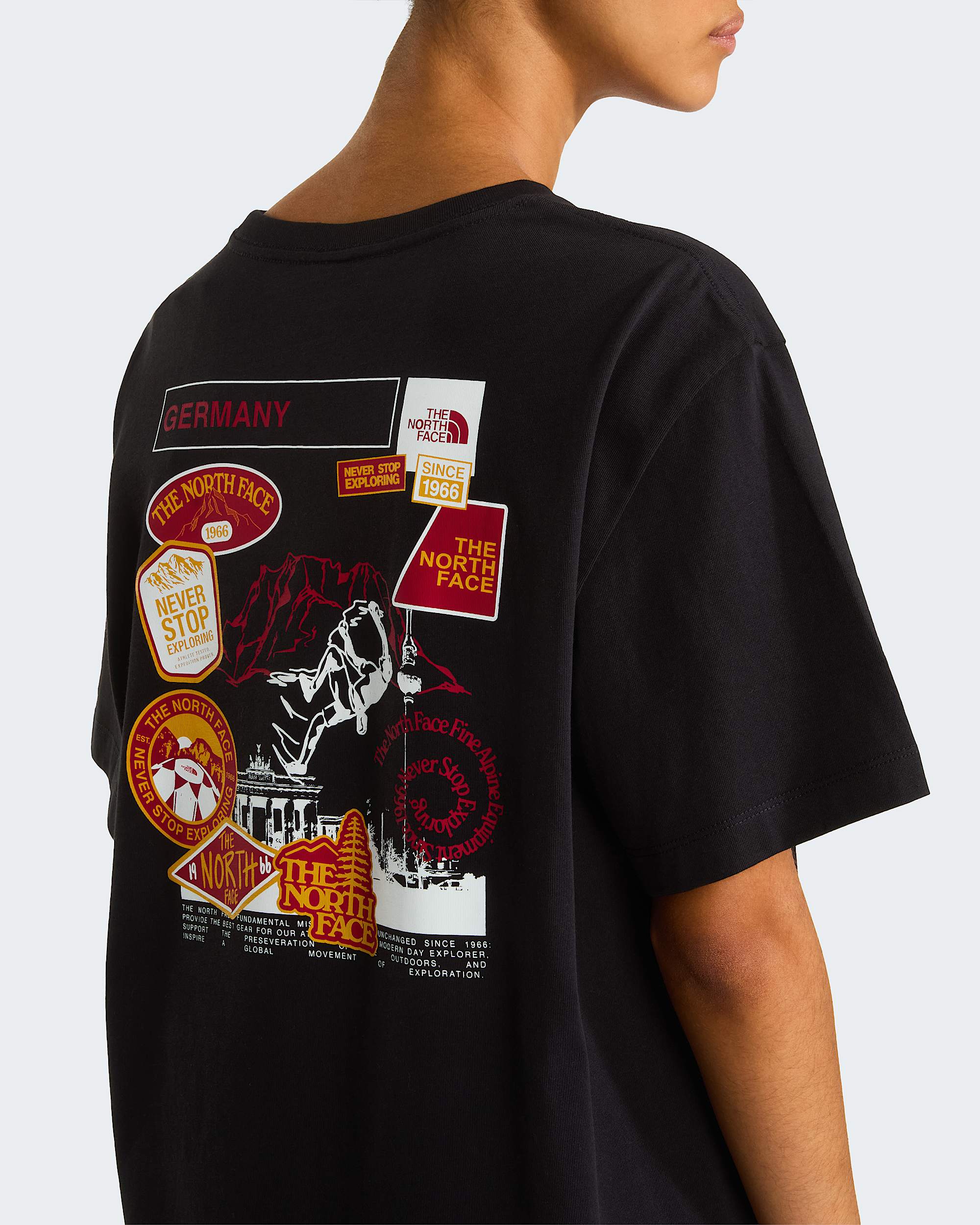 Country Stickers Germany Relaxed Tshirt Unisex TNF ALT5