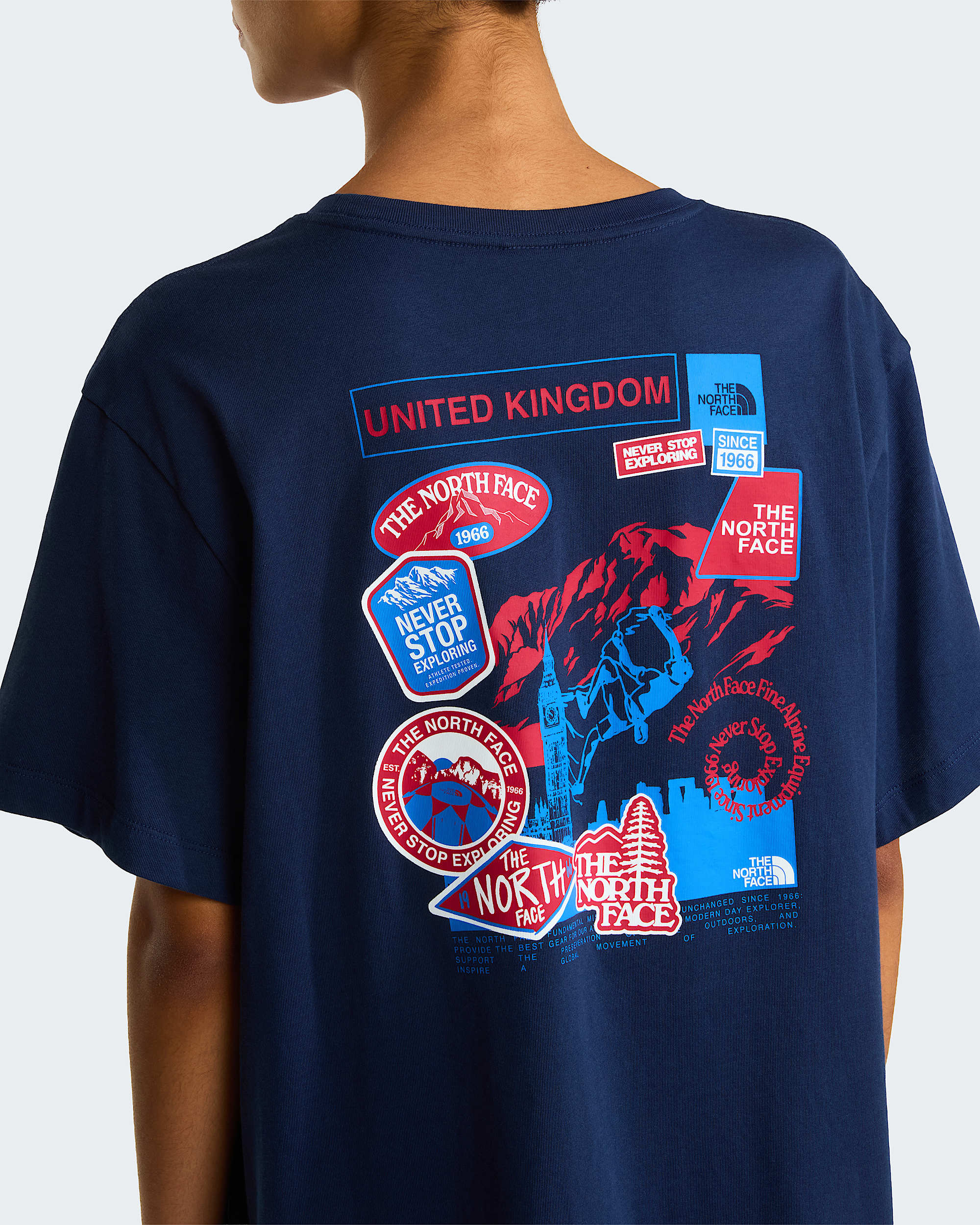 Country Stickers UK Relaxed Tshirt Unisex TNF ALT9
