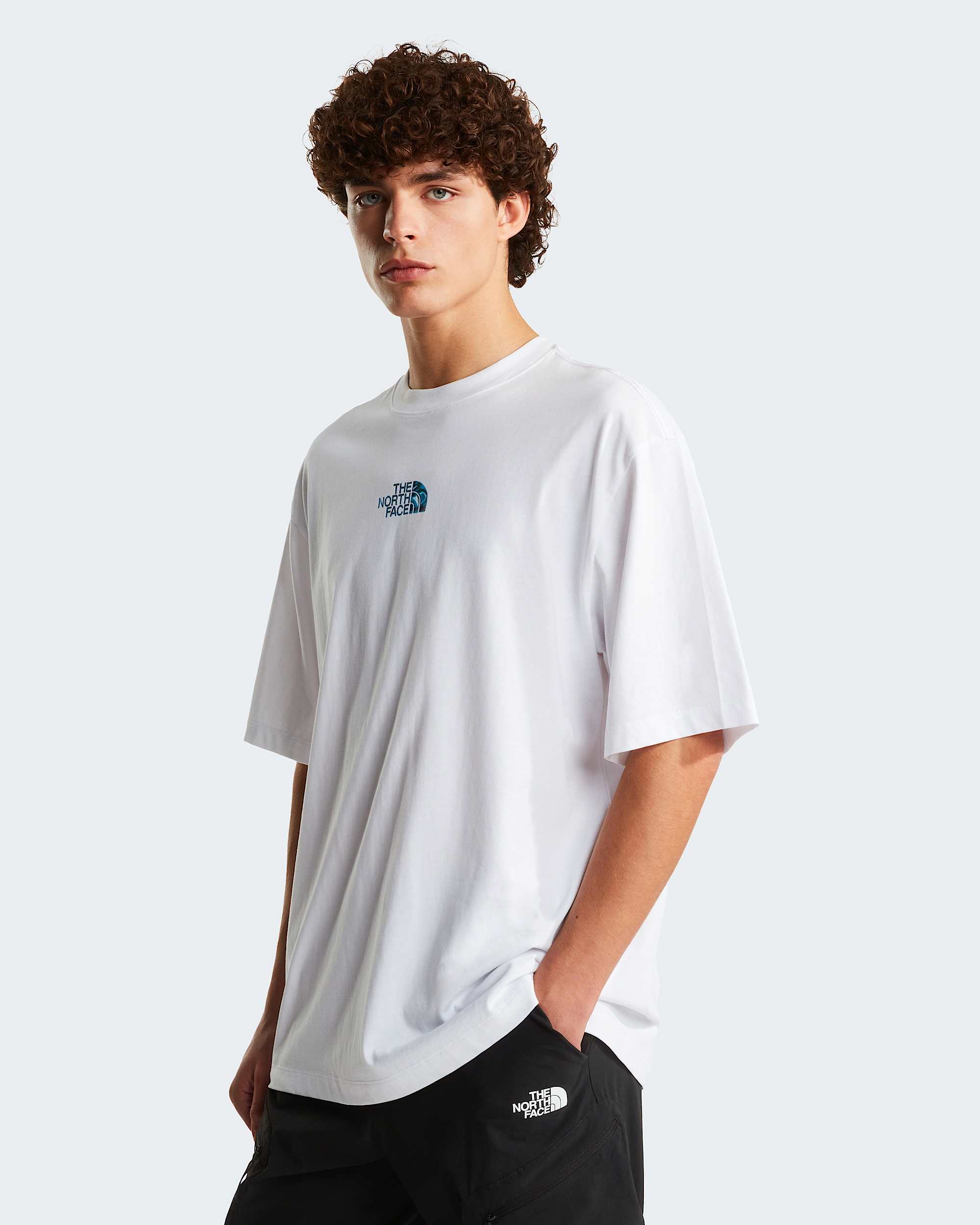 Mens Liquid Logo Oversized Graphic TShirt TNF alt4