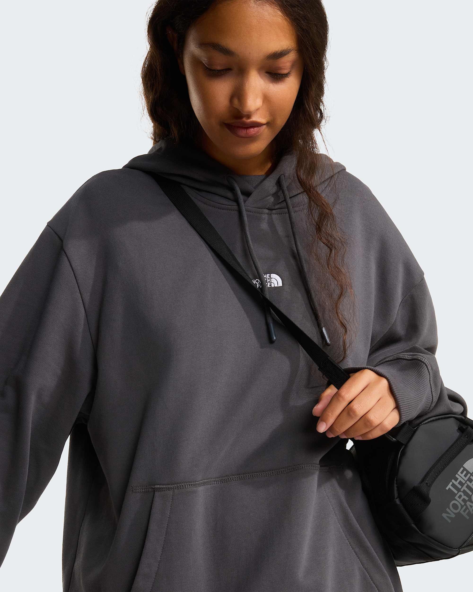 Essential Light relaxt geschnittener Kapuzenpulli in Unisex TNF alt17