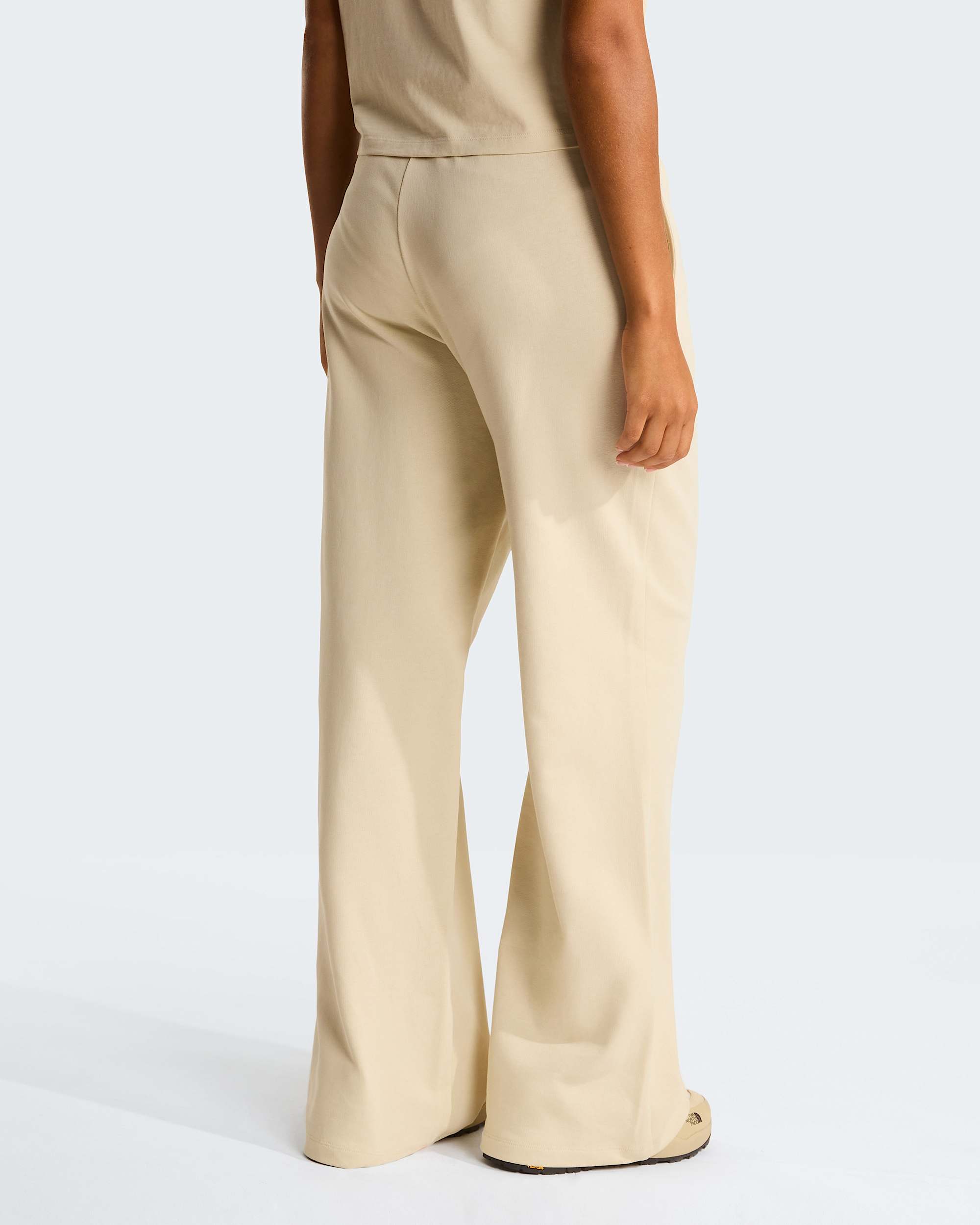 Joggers a gamba larga Essential Light da donna TNF alt7