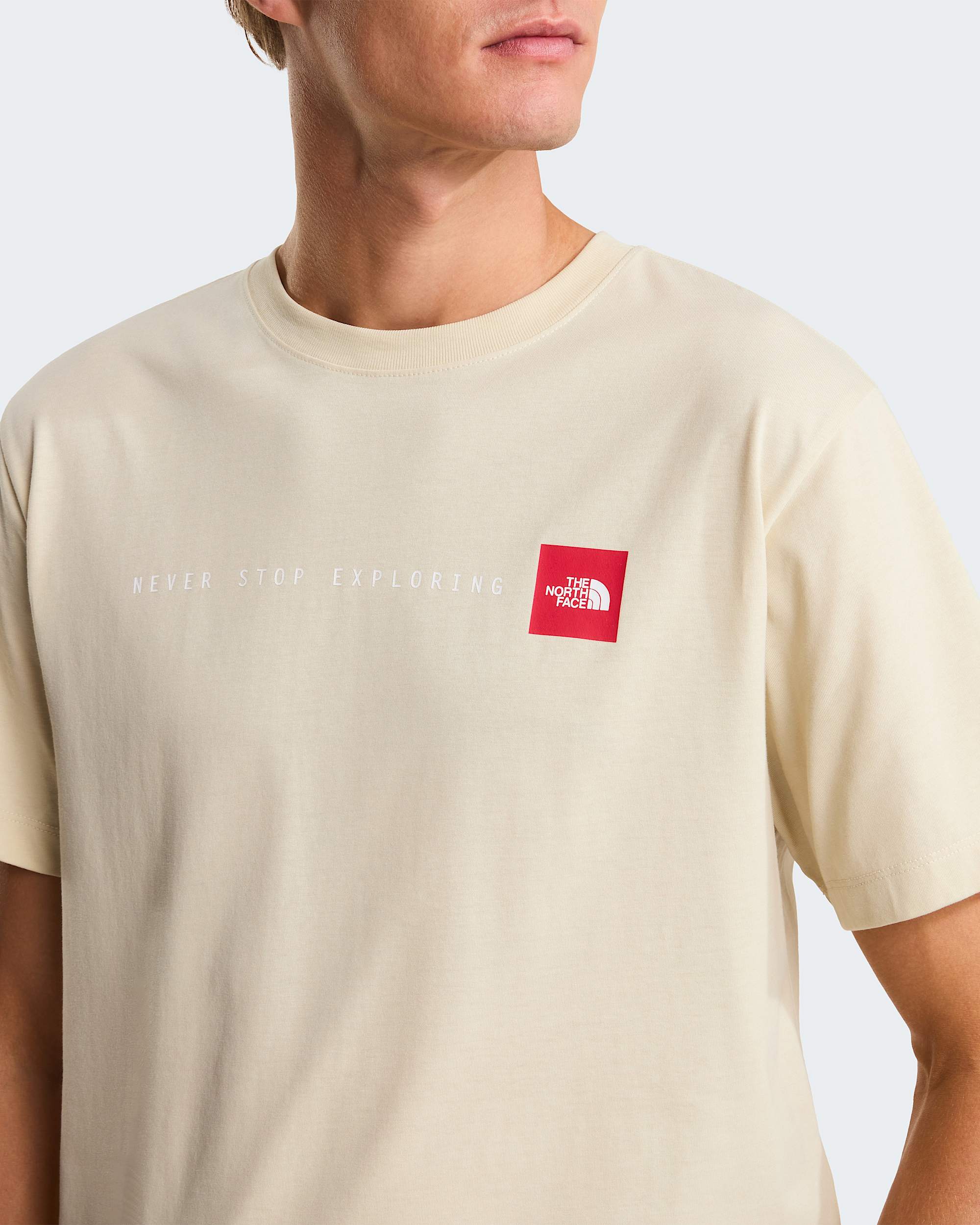 Camiseta recta Never Stop Exploring para hombre TNF alt8