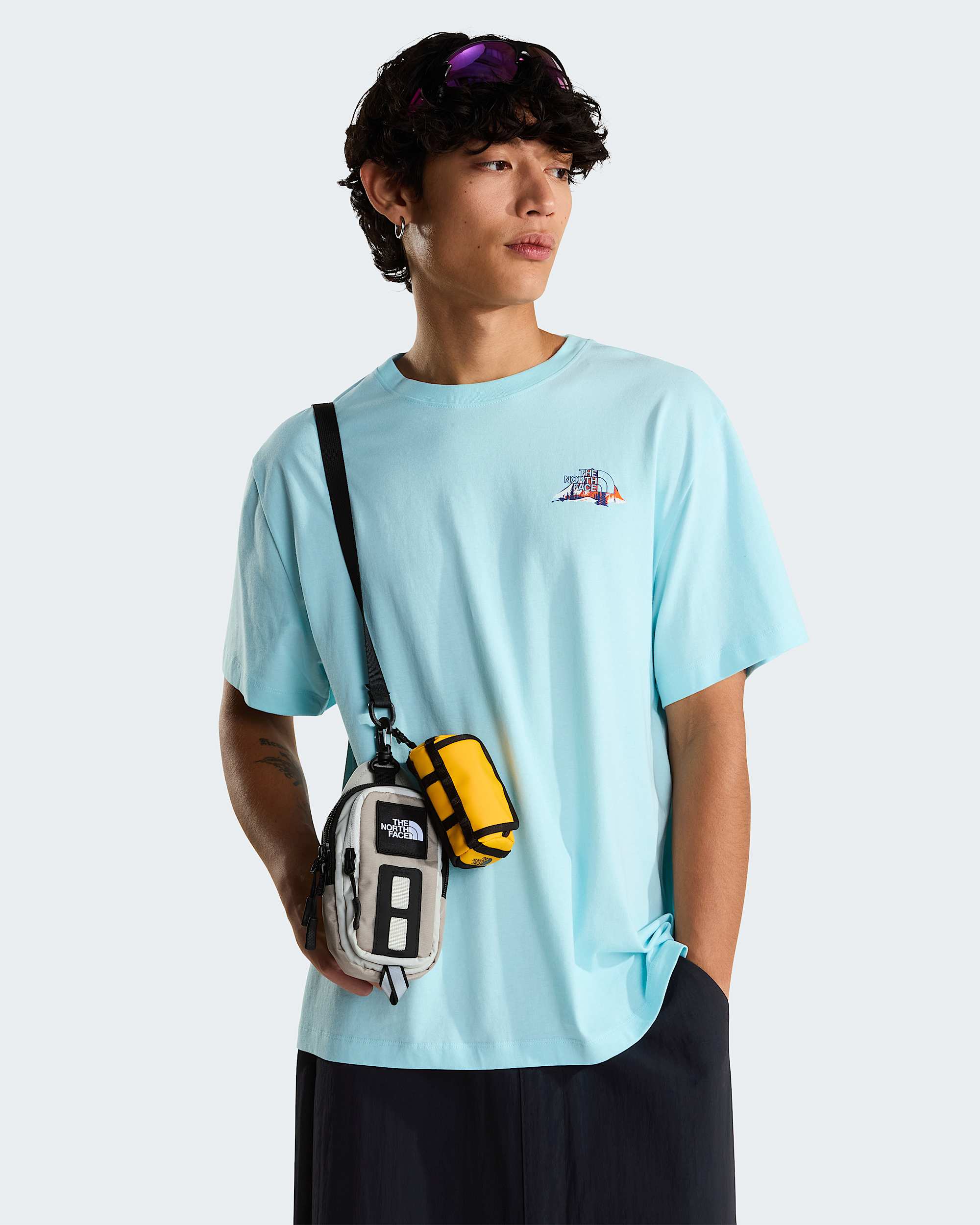 Scale the Peak Relaxed tshirt  unisex TNF alt8