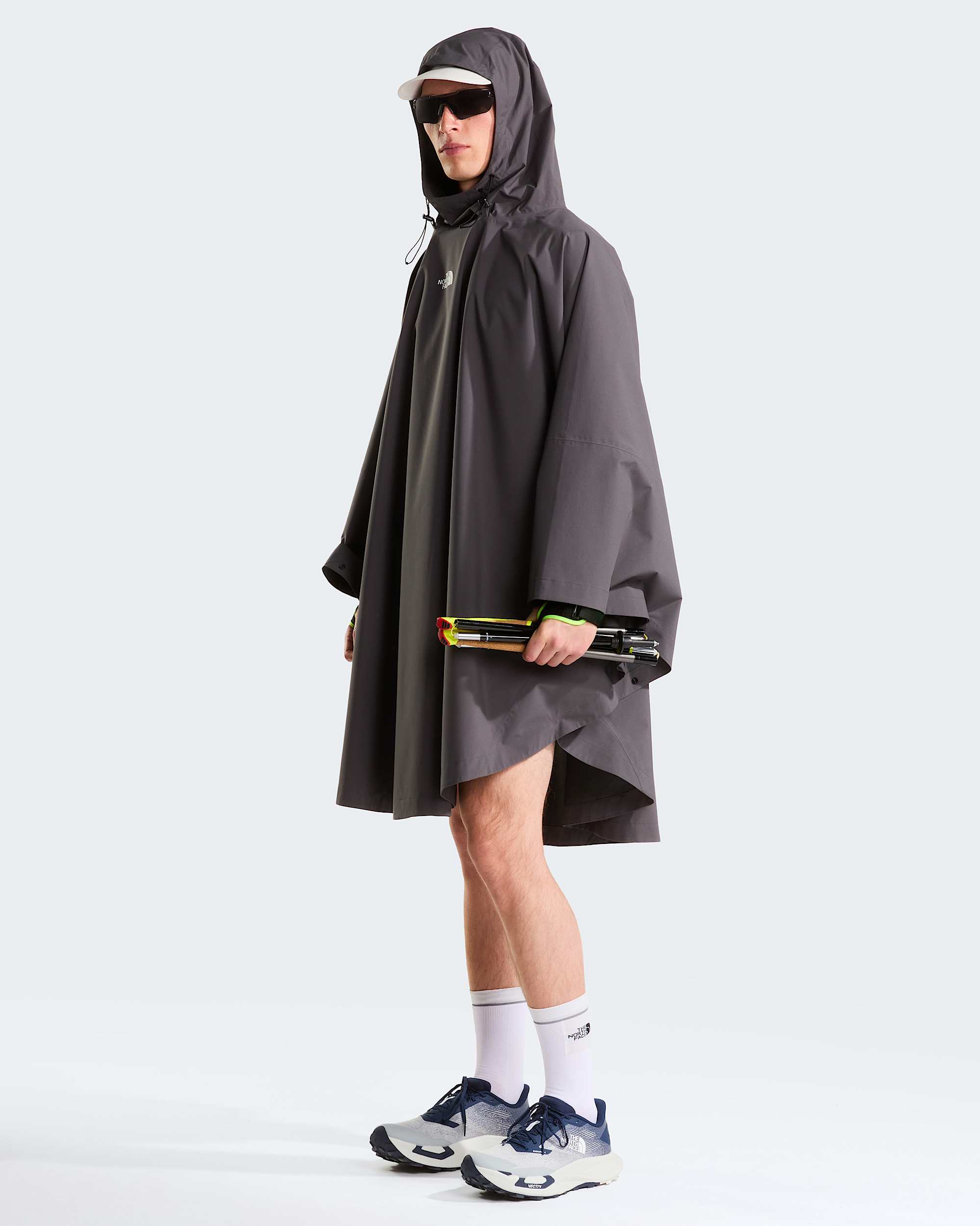 Yoshino Cape in Unisex TNF alt5