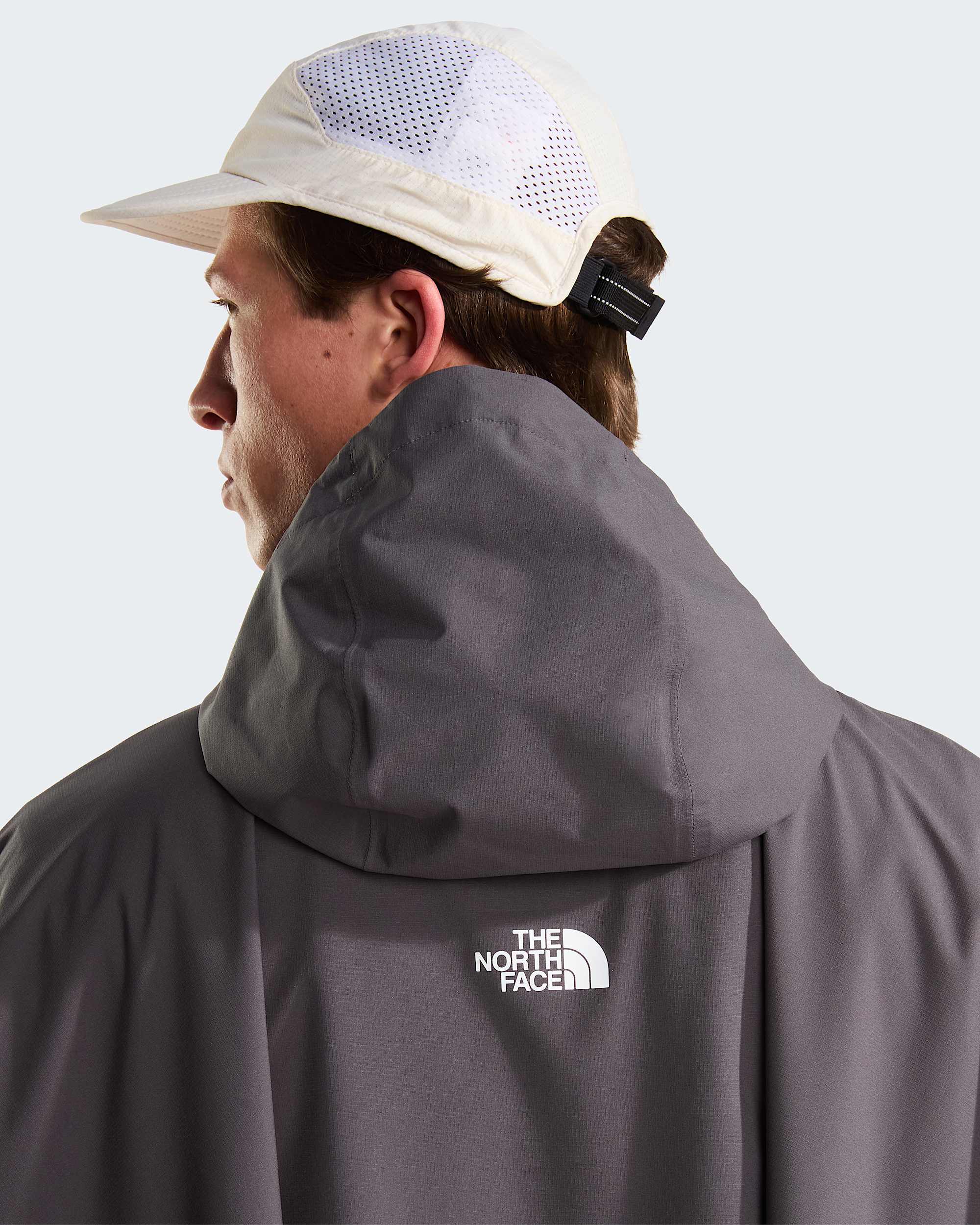 Yoshino Cape in Unisex TNF alt9