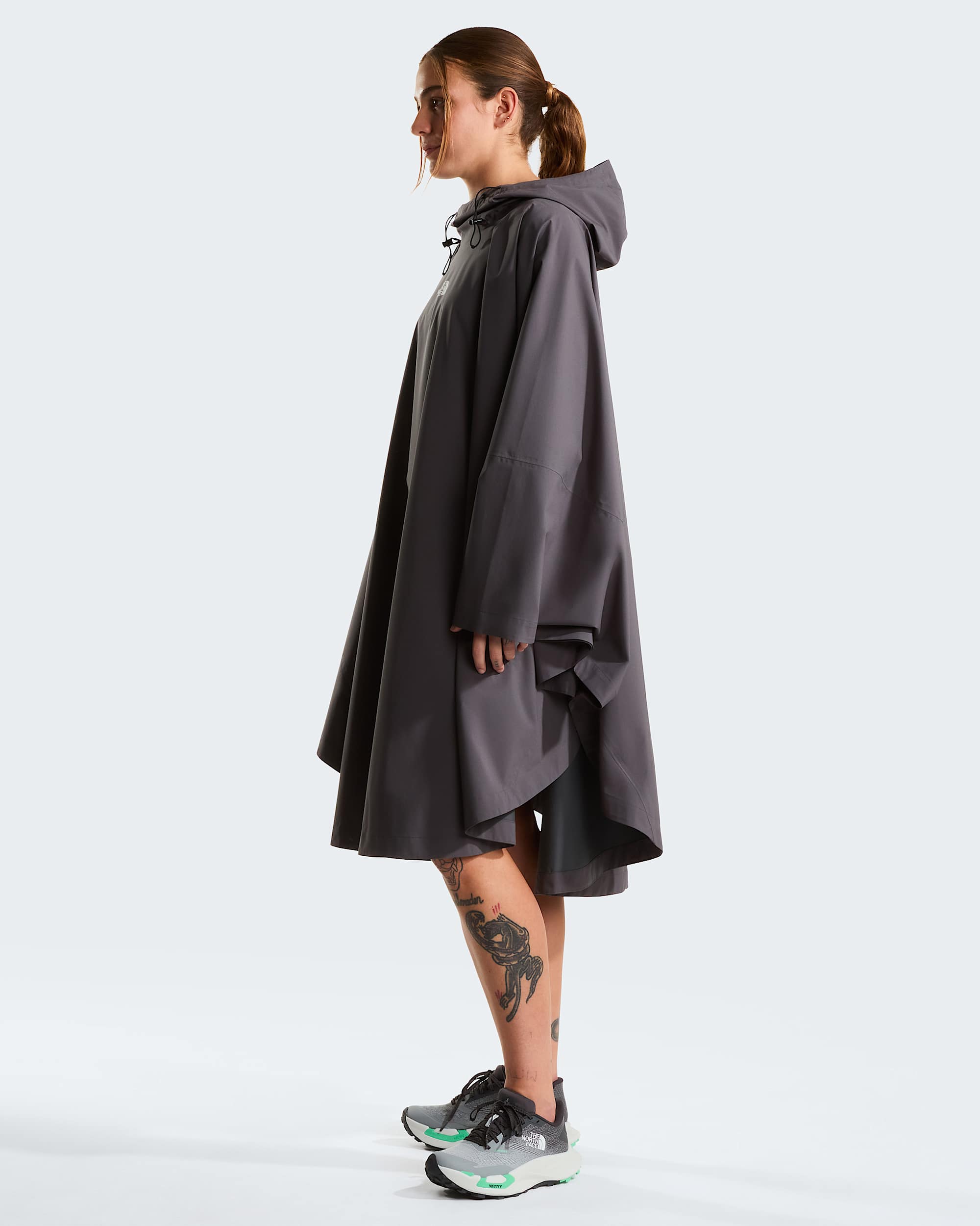 Yoshino Cape in Unisex TNF alt15