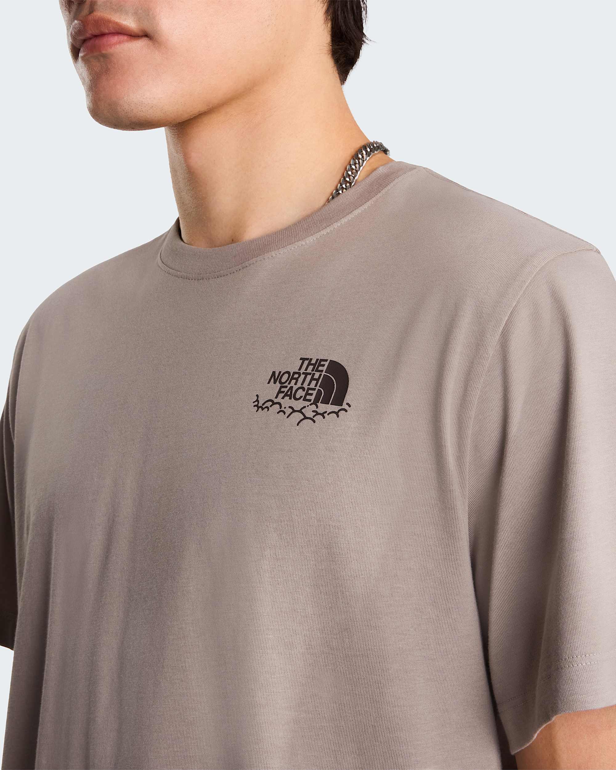 Never Stop Carving Relaxed TShirt Herren TNF alt3