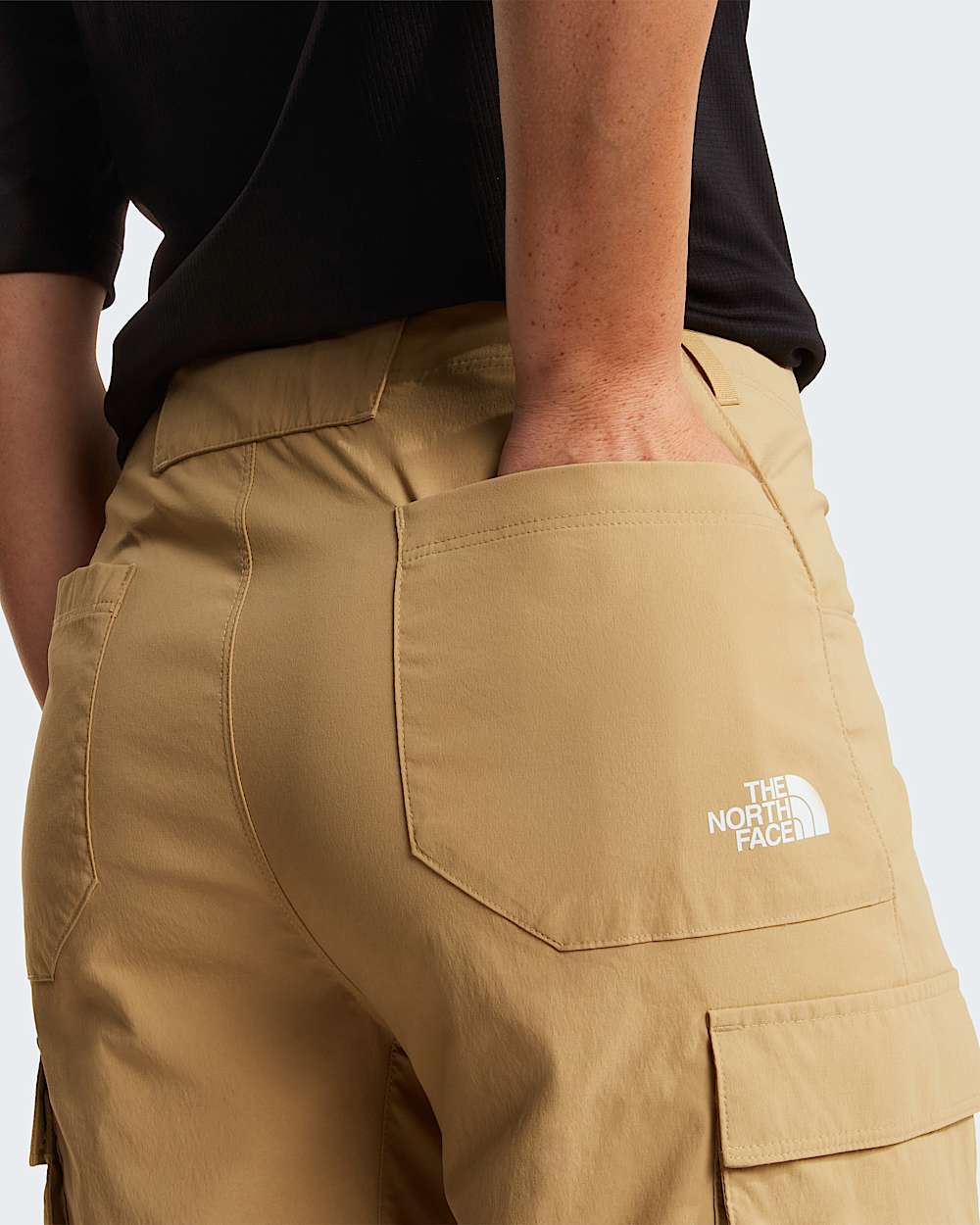 Pantaln corto tipo cargo Exploration para mujer TNF alt10