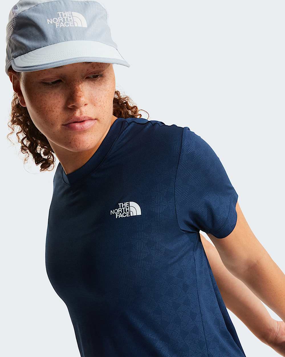 Flex Geo Regular TShirt met relifprint voor dames TNF alt8