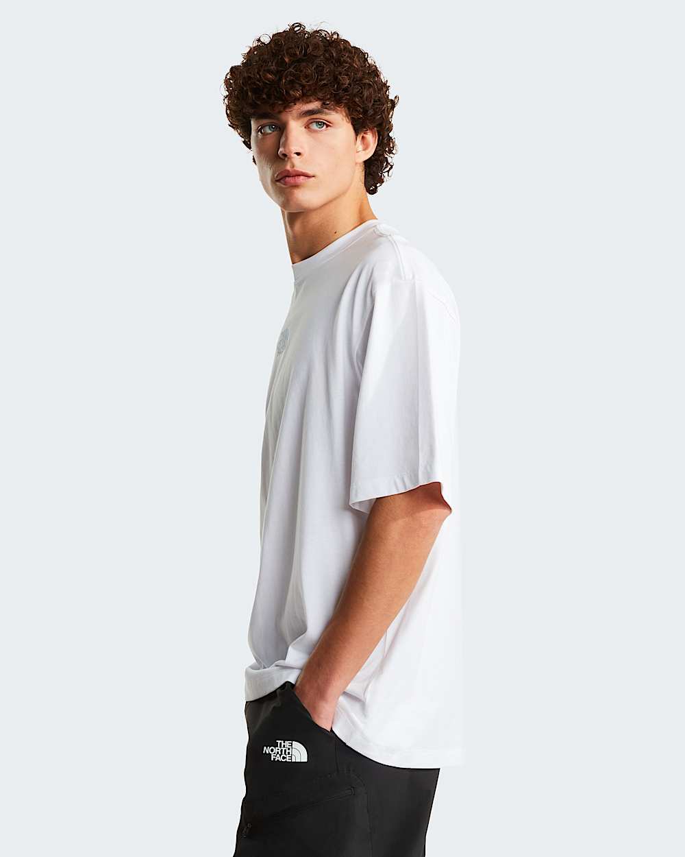 Mens Liquid Logo Oversized Graphic TShirt TNF alt6