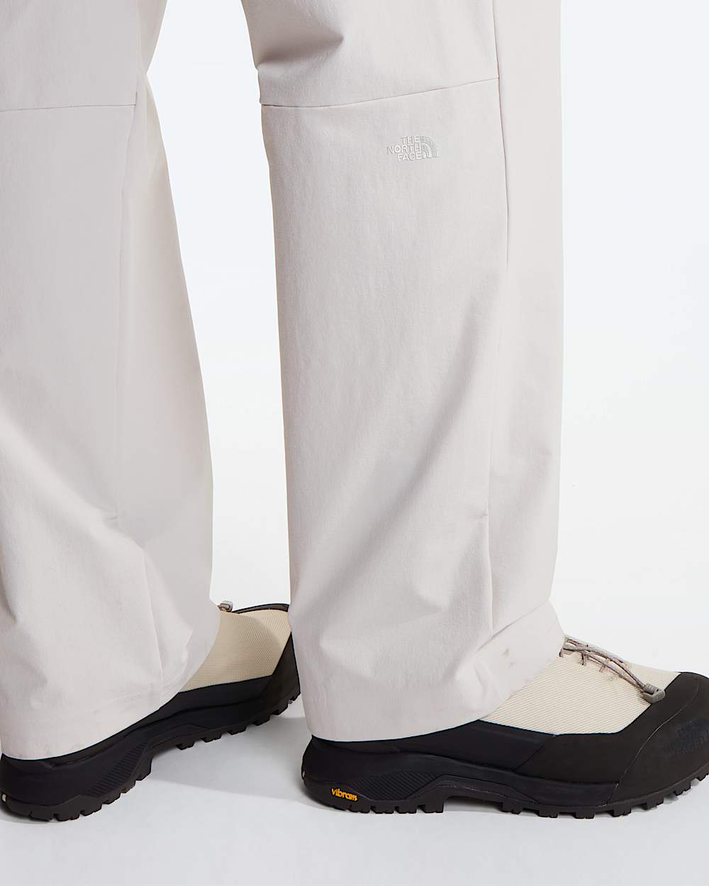 TNF Black Box Tech Woven Hose Herren TNF alt7