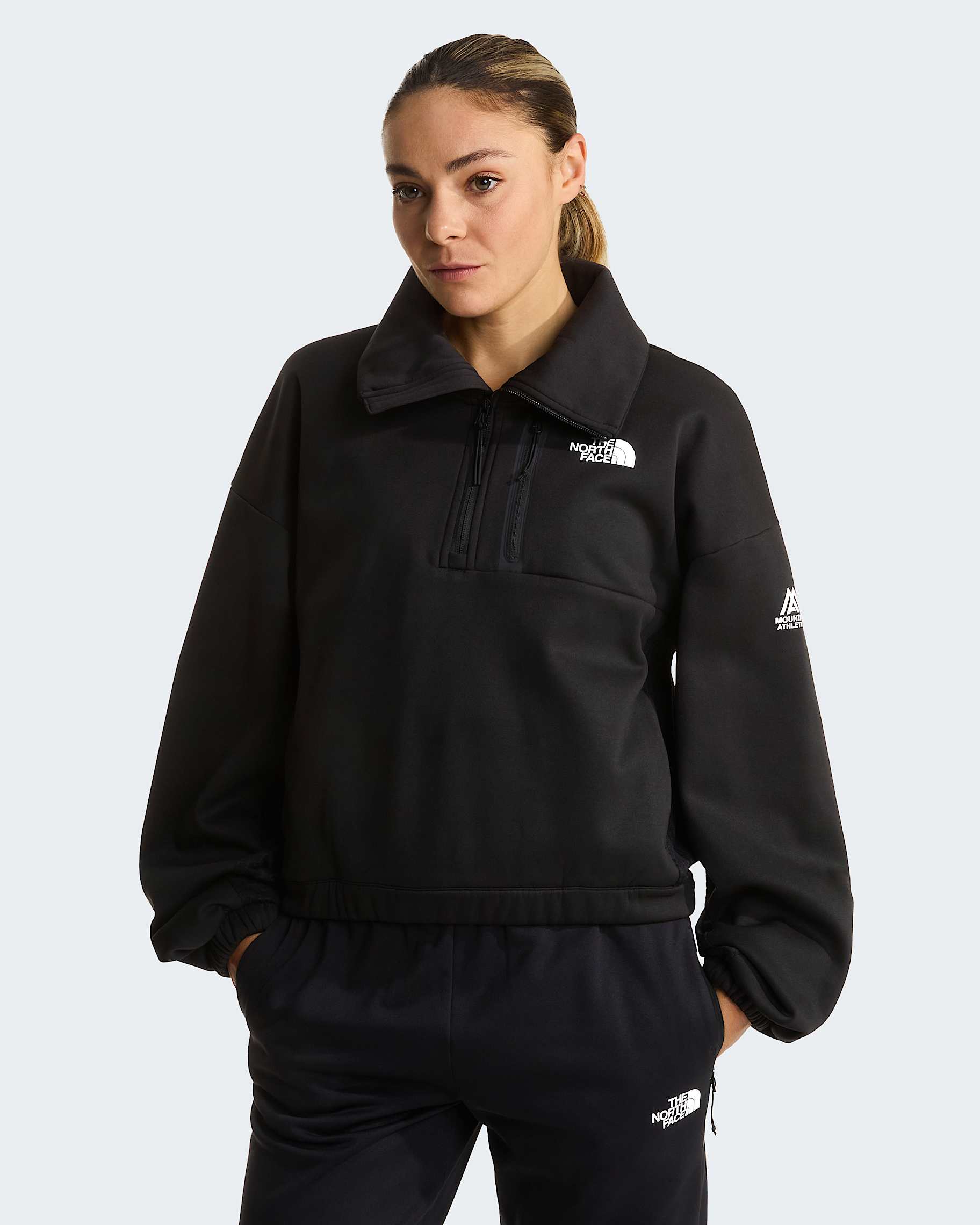 Women’s Mountain Athletics 1/4 Zip Funnel Neck Fleece