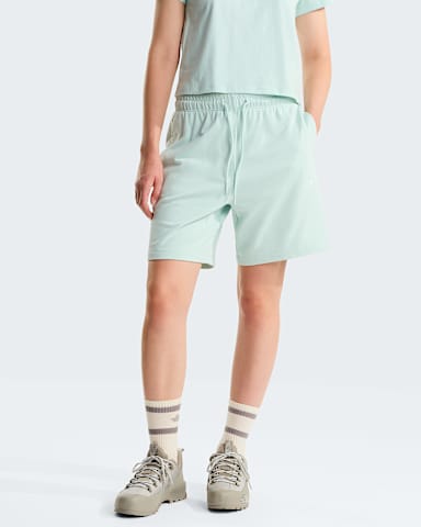 Essential Light relaxt geschnittene Shorts fr Damen TNF Opal Frost HERO