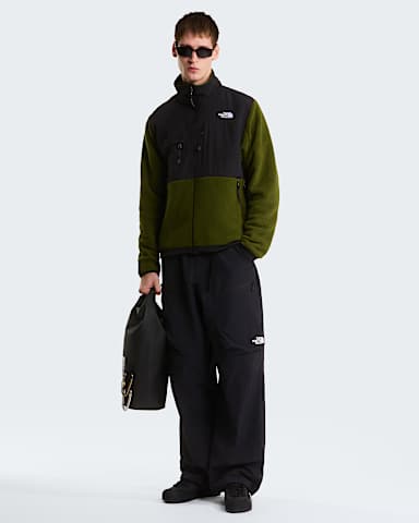 Mens Retro Denali Jacket TNF Woodland GreenTNF Black ALT1