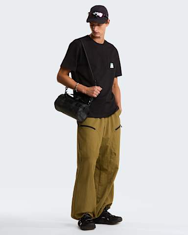 Mens Mountain Logo Relaxed Graphic TShirt TNF TNF Black ALT1
