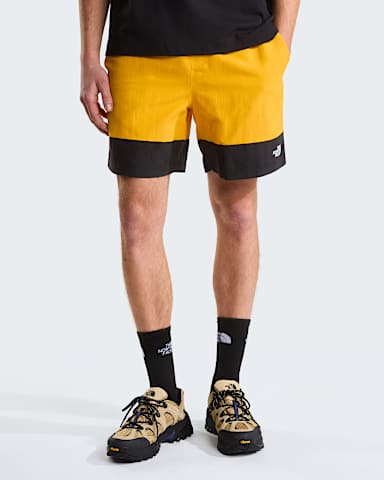 Mens Leynar Shorts TNF Summit GoldTNF Black HERO