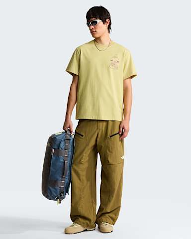 Mens Mountain Play Relaxed Graphic TShirt TNF Pear ALT1