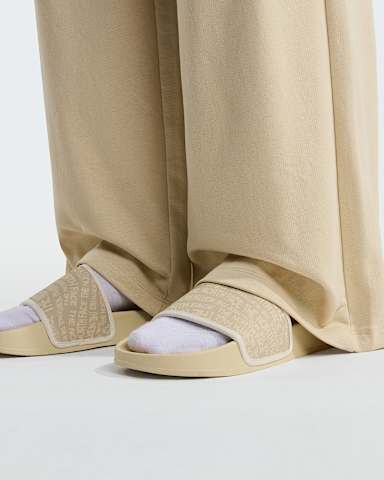 Base Camp Slides III Schlappen fr Damen TNF Desert StoneWhite Dune ALT4