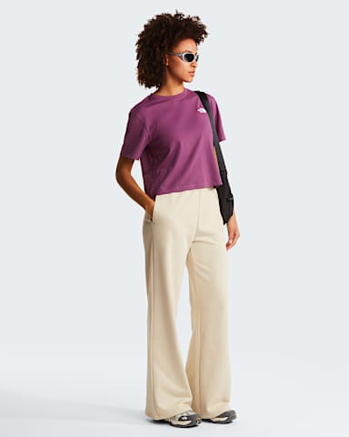 Evolution Simple Dome kurz relaxt geschnittenes TShirt fr Damen TNF Chroma Purple ALT1