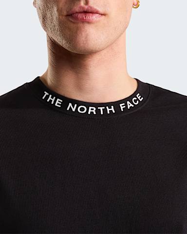 Mens Zumu Relaxed Graphic TShirt TNF TNF Black alt4