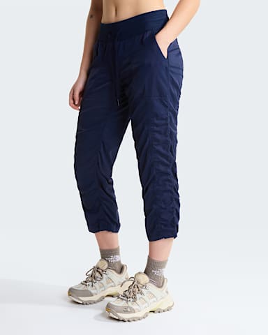 Womens Aphrodite 20 Capri Joggers TNF Summit NavyNPF HERO