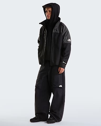 Mens Hike Devils Thumb GORETEX Jacket TNF TNF Black ALT1