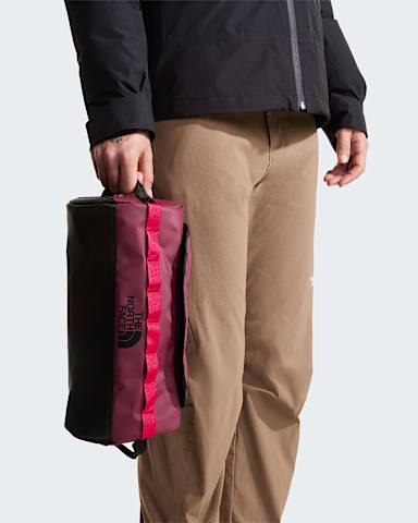 Base Camptoilettas L TNF Burgundy CrushTNF BlackLali Guran ALT1