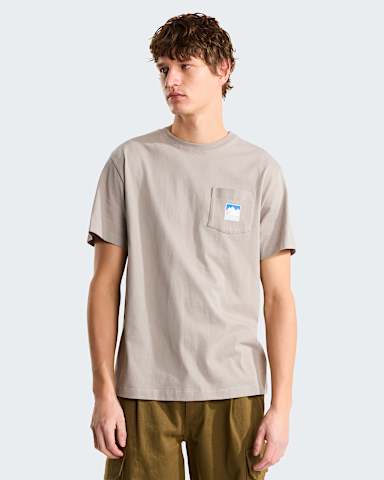 Mountain Logo relaxt geschnittenes TShirt mit Grafik fr Herren TNF Stone Slab HERO