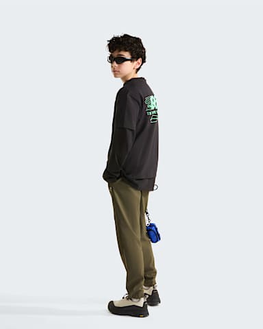 Teens Track Relaxed Graphic TShirt TNF TNF Black ALT2