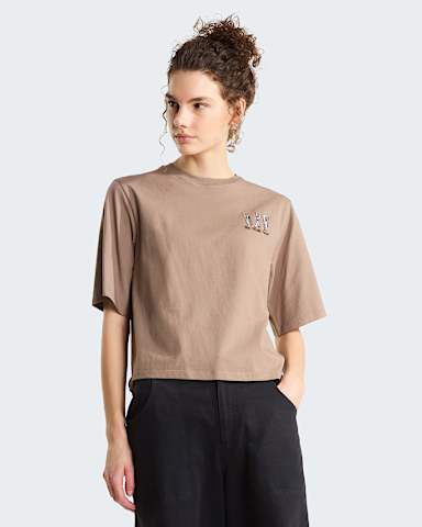 Tshirt Ski Embroidery Boxy con grafica da donna TNF Garnet HERO