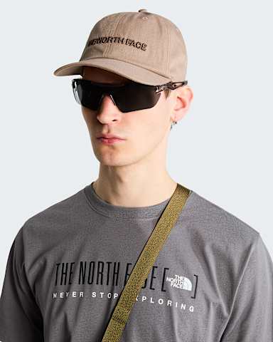 Casquette profonde Norm TNF GarnetHorizontal Logo alt1