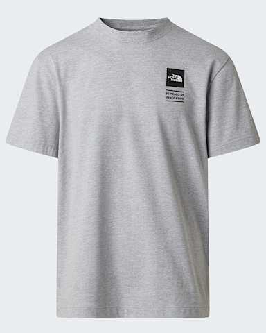 TNF Celebration Relaxed Graphic Tshirt voor heren TNF TNF Pale Grey Heather hero