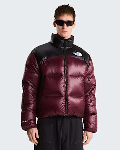 Mens Pertex Nuptse Reversible Jacket TNF Deep BurgundyTNF Black hero