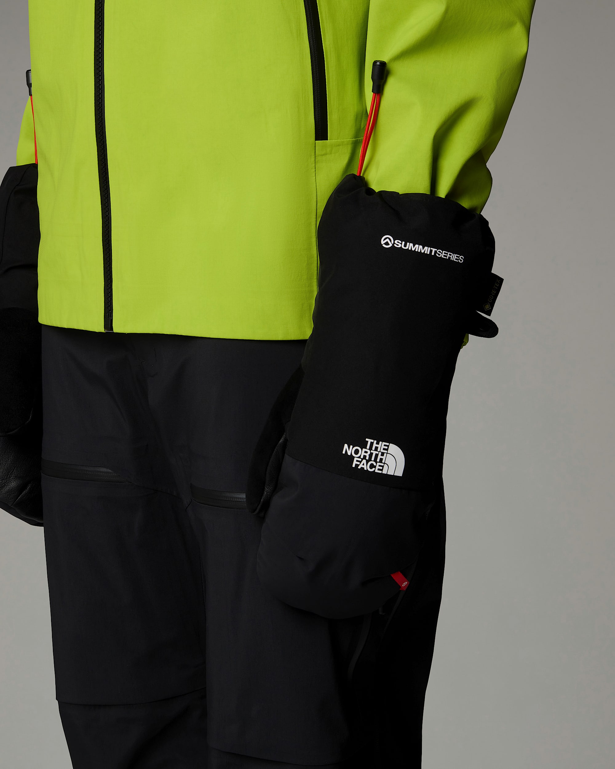 Summit Down GORETEX Mittens TNF ALT1