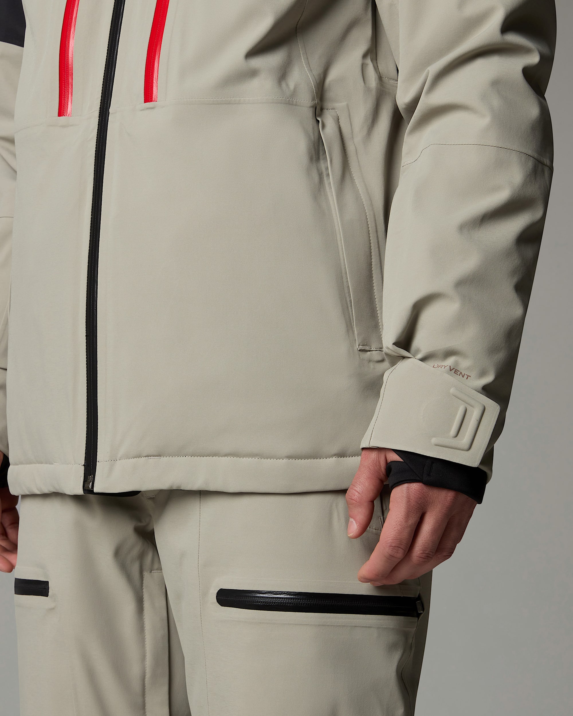 Mens Chakal Jacket TNF ALT10