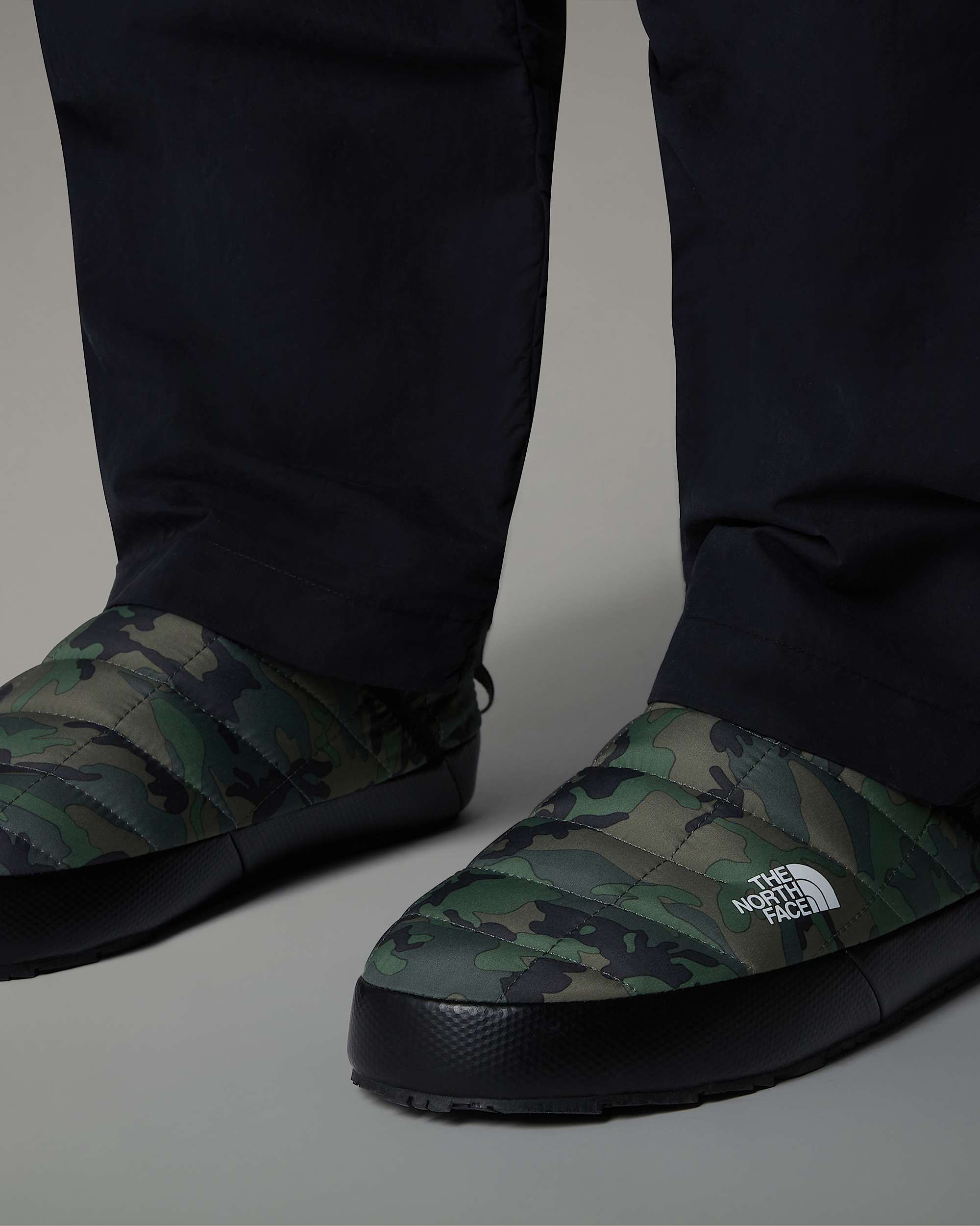 Pantofole Thermoball V Traction da uomo TNF Thyme Brushwood Camo PrintThyme ALT2