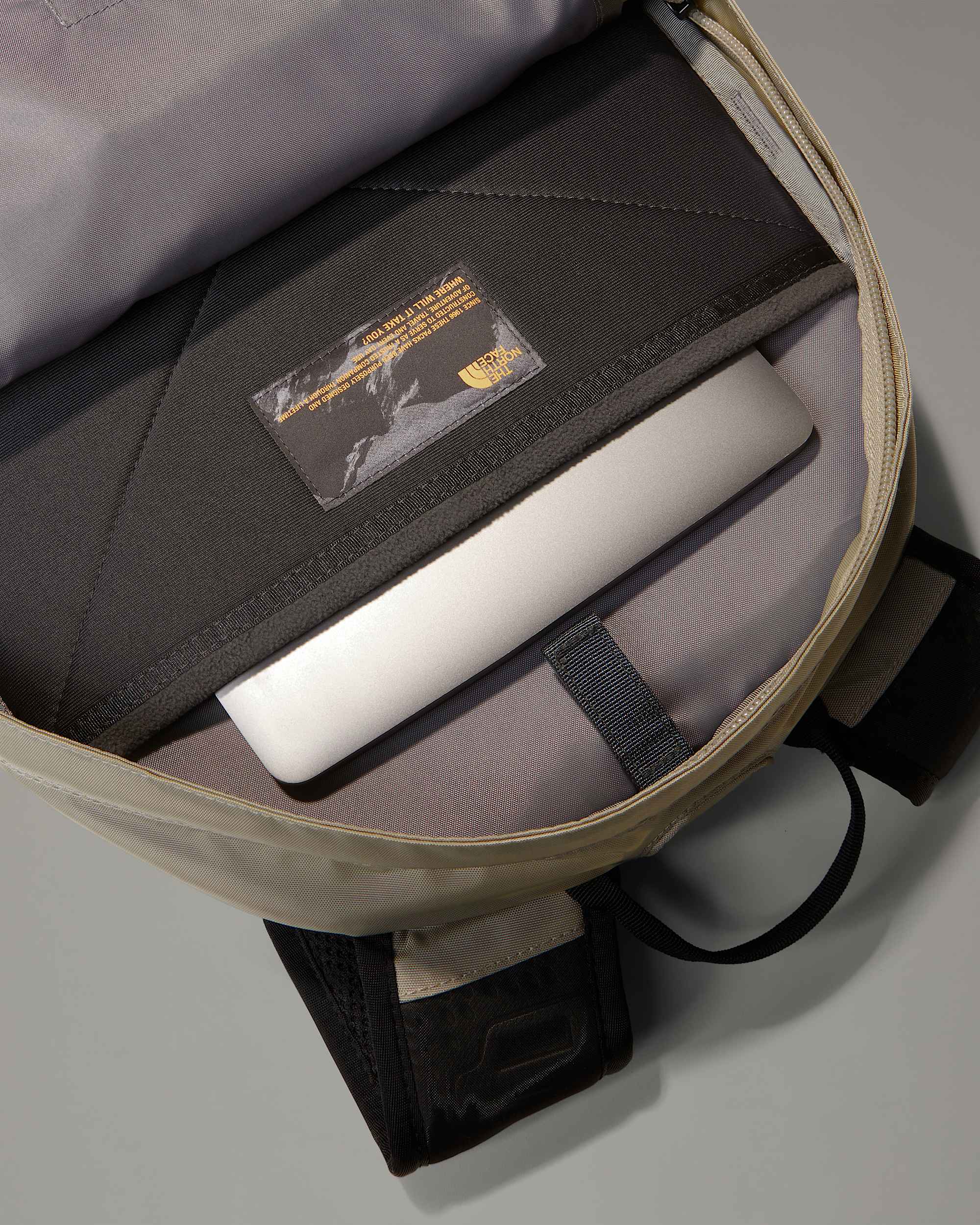 Borealis Classic Backpack TNF ALT6