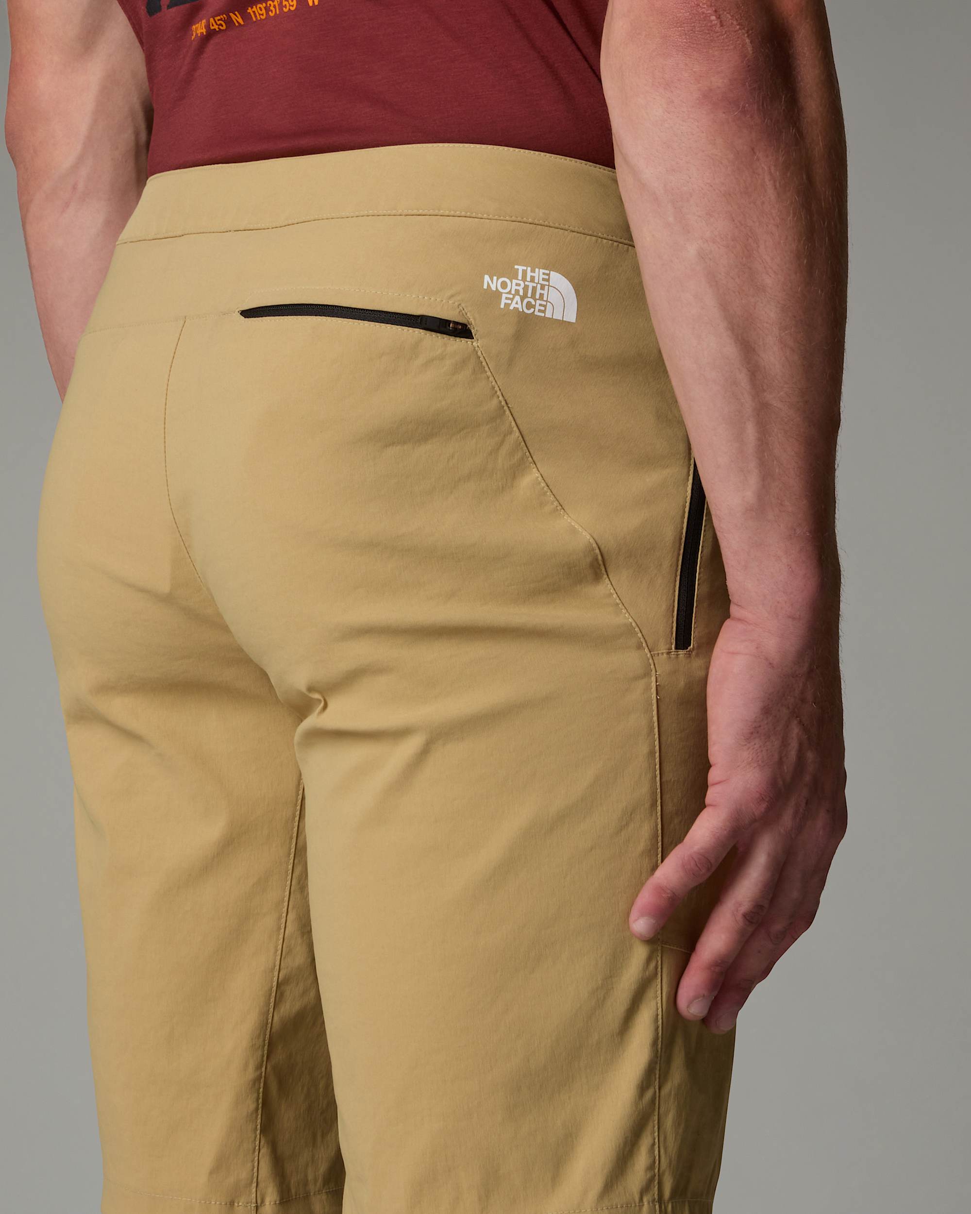 Mens Lightning Shorts TNF ALT6