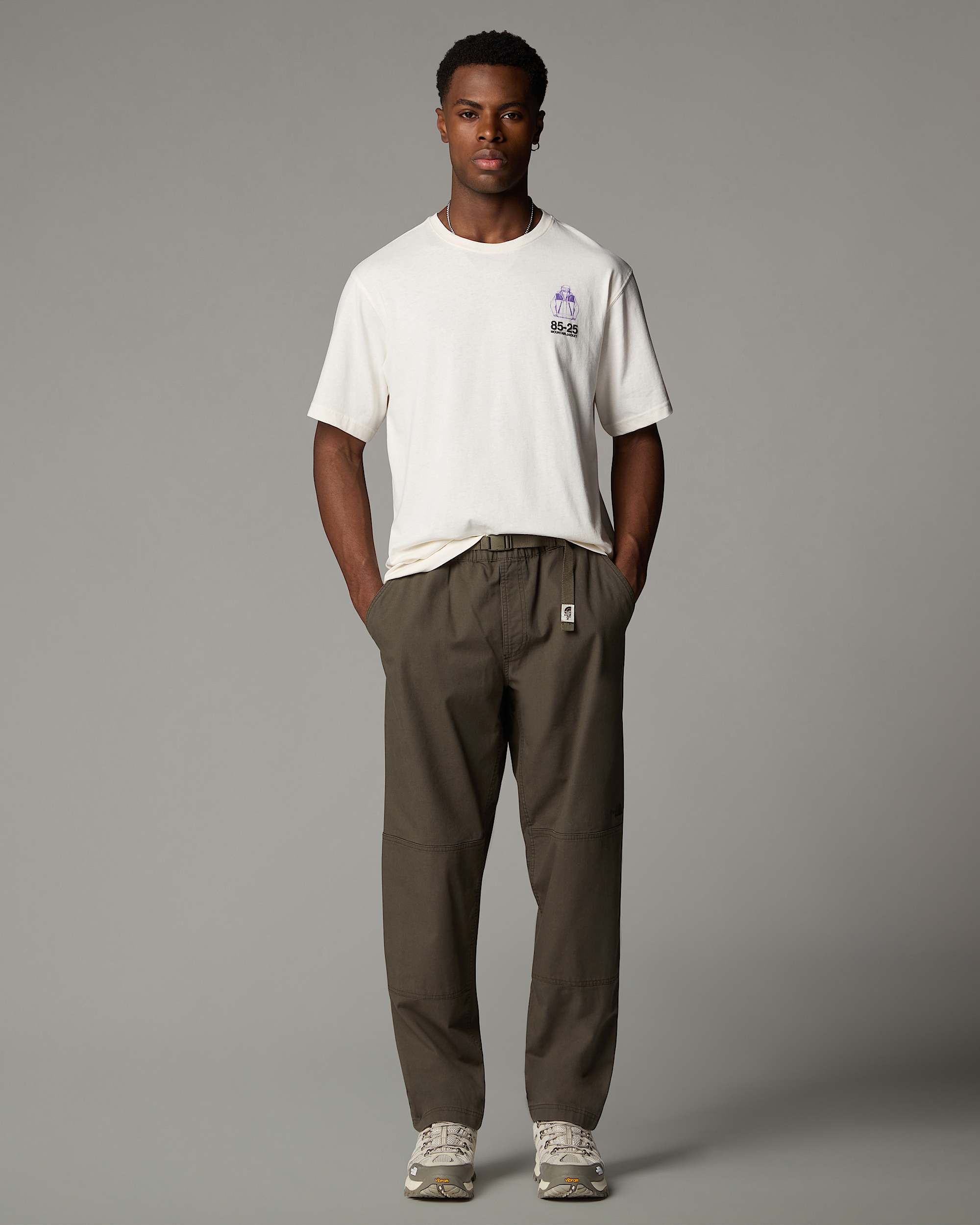 Mountain Jacket Anniversary relaxed Tshirt TNF alt4