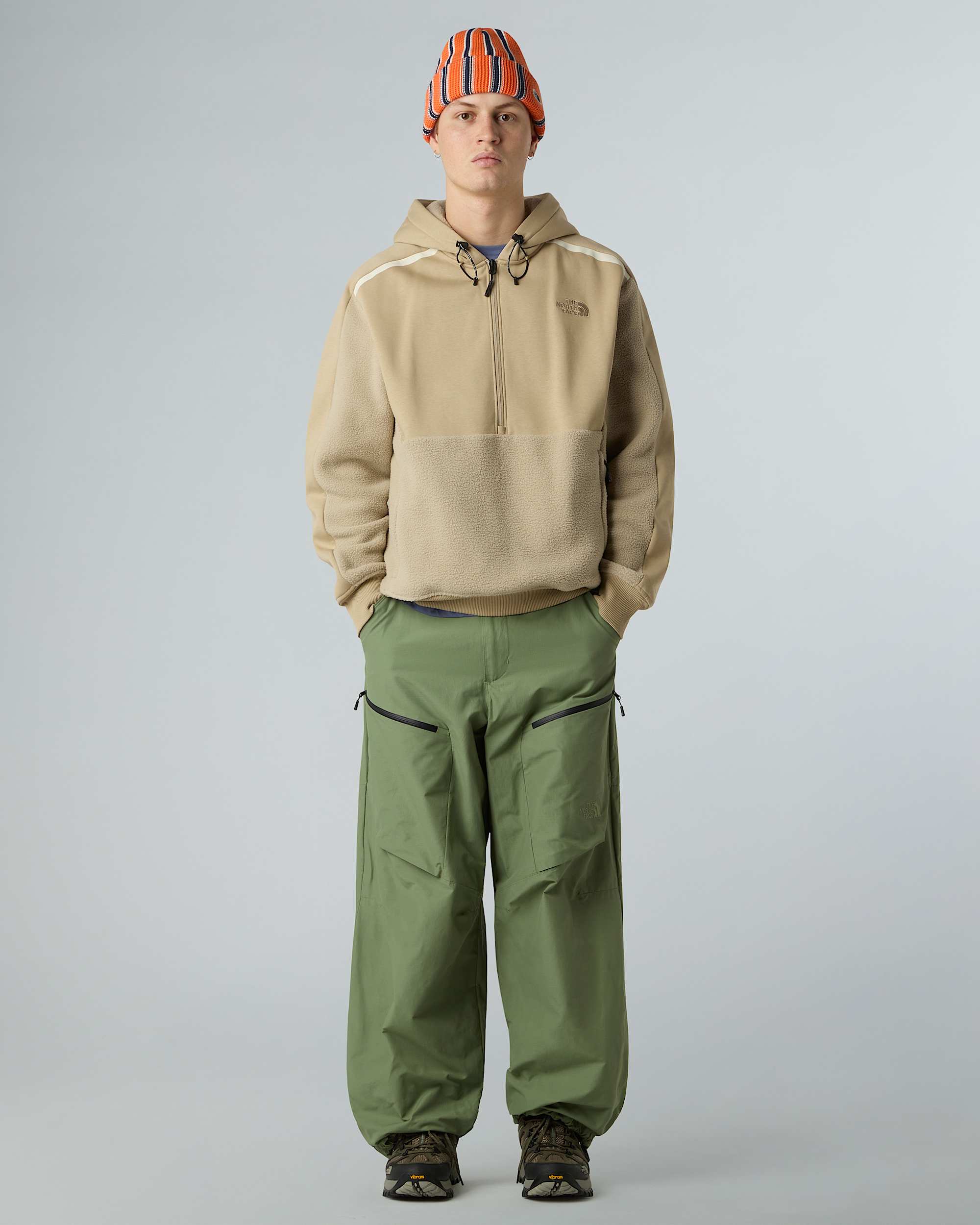 Sweat  capuche Gorpcore NSE unisexe TNF ALT3