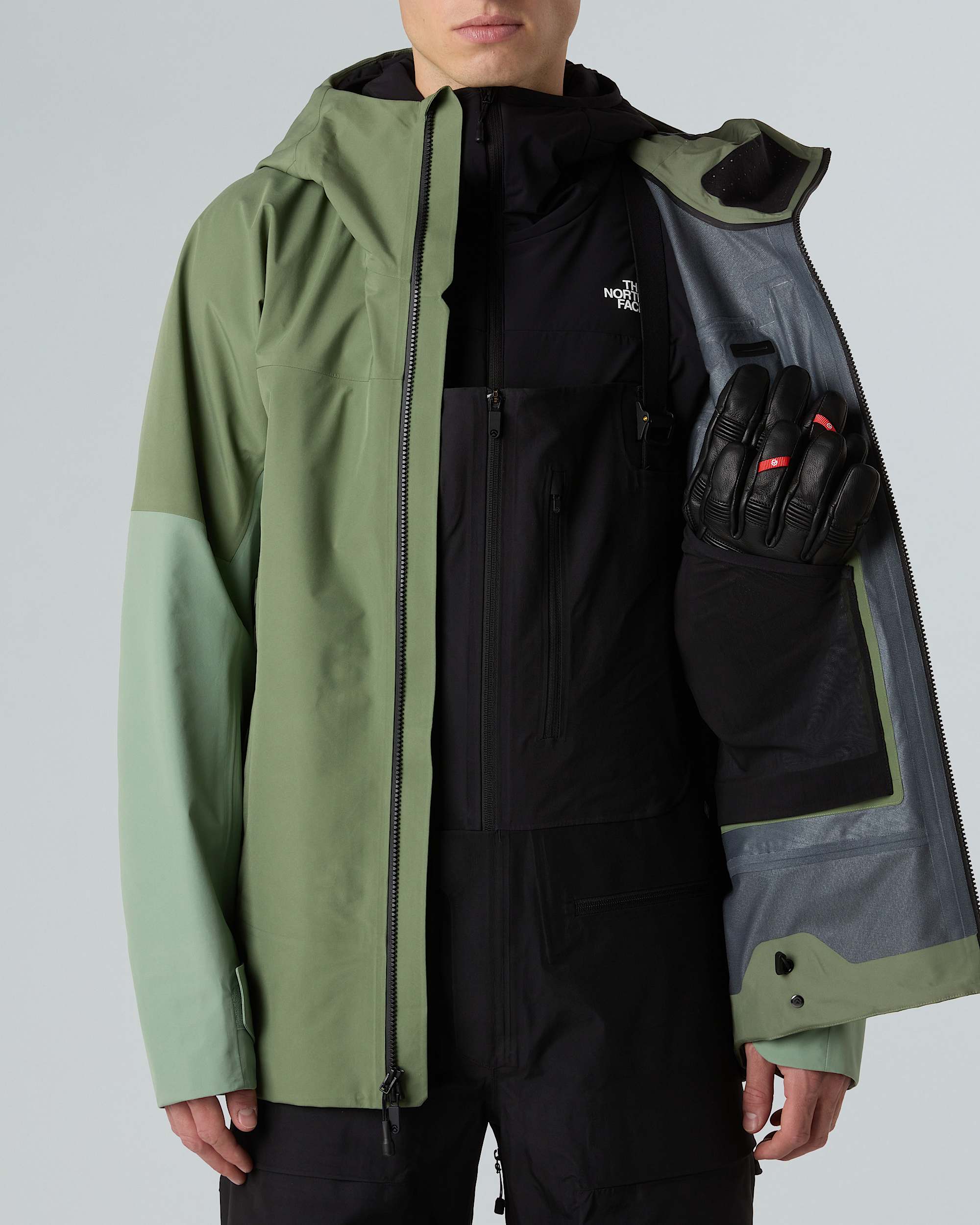 Mens Summit Eastwall GORETEX Jacket TNF ALT9